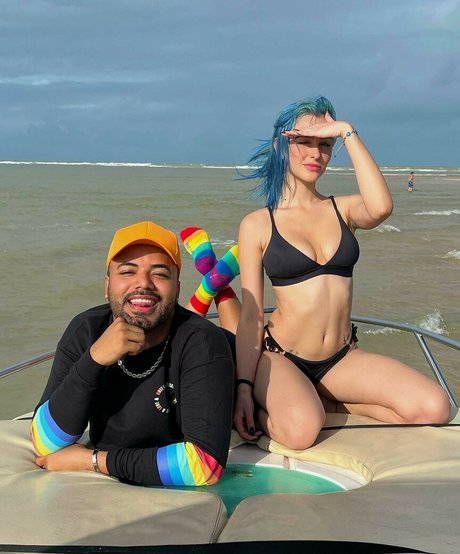 Belle Kaffer xxx model gallery