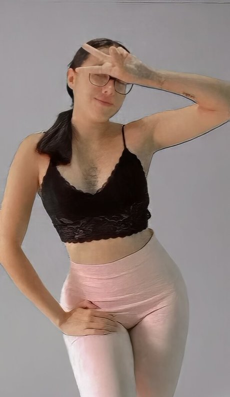 Dani Arce nude star pics