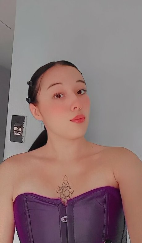 Dani Arce model pictures