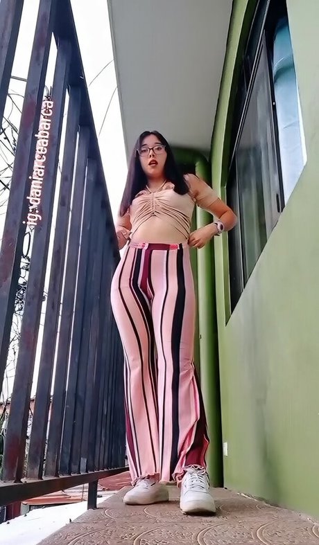 Dani Arce model sexy picture