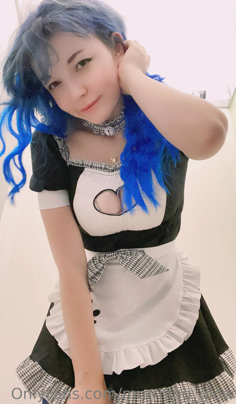 Murrning Glow naked actress picture