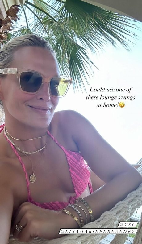 Molly Sims nice pornstar pic