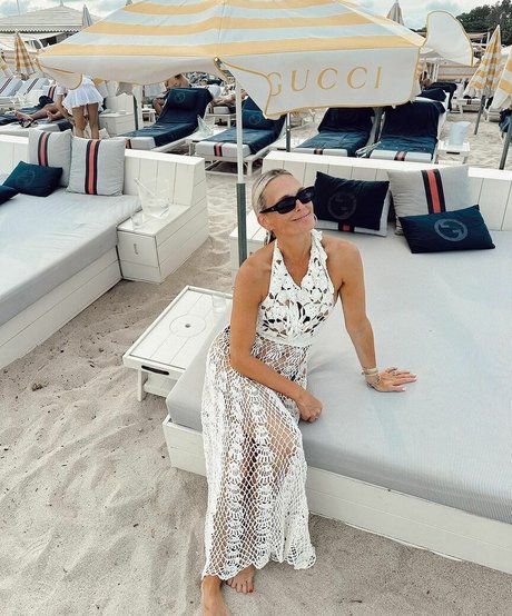 Molly Sims best model images