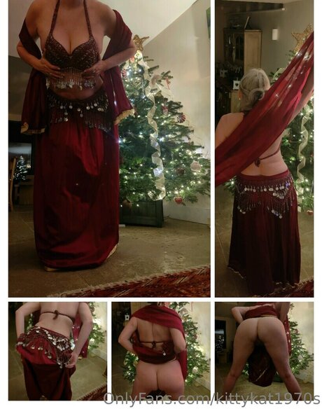 KittyKat1970s nice pornstar image