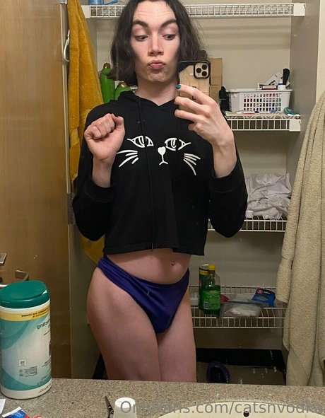 catsnvodka adult actress galleries