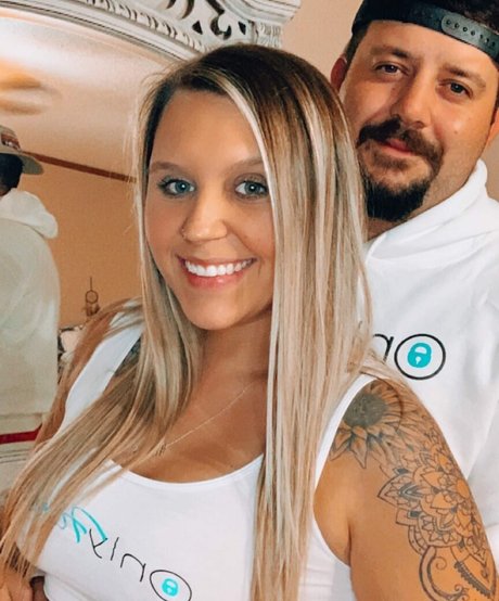 hotblondie95 beautiful pornstar pics