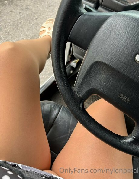 nylonpetal naked star archive