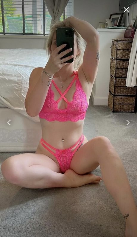 Natalie Hanby pretty actress images