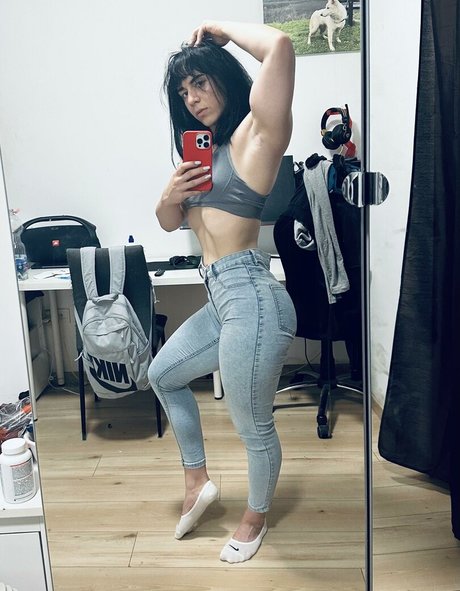 courtney01 star pornographic images