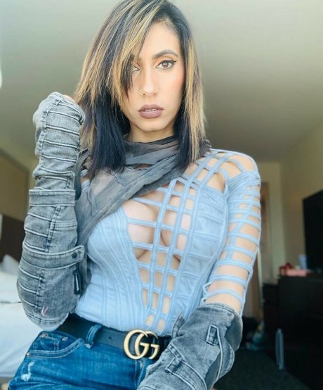 chicks with dicks onlyfans free sex gallery