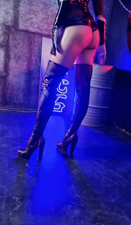 AGflower Cosplay nude actress pictures