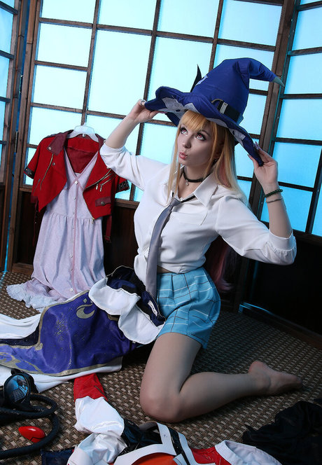 AGflower Cosplay star naked pictures