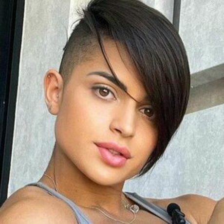 Yanne Fitness high quality model picture