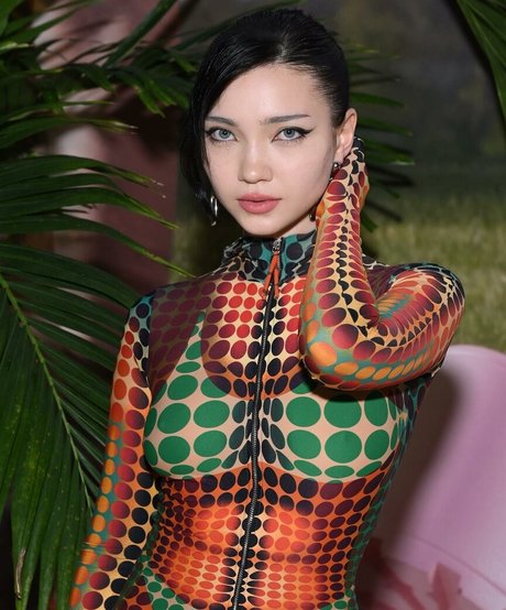 fit blonde onlyfans porno photo