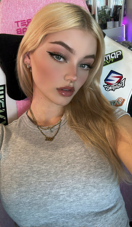 Lexi Graham hot star archive