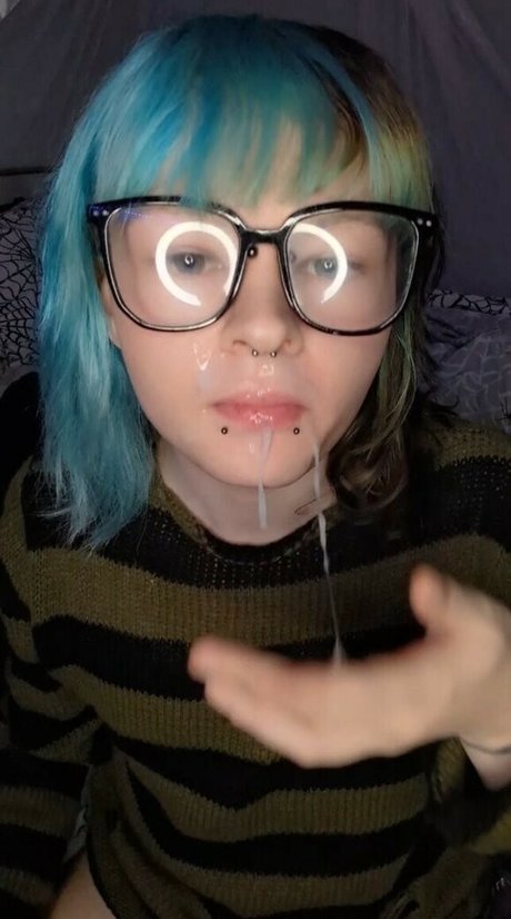 Faye Hizuki sexy model gallery