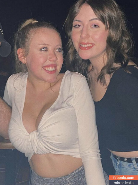 Emily Kyte model picture