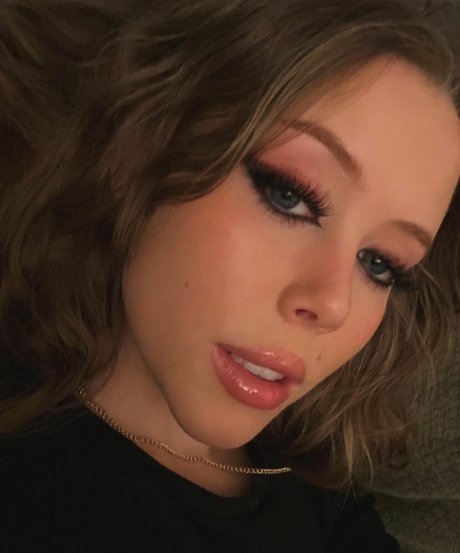 chubby latina onlyfans pornos images