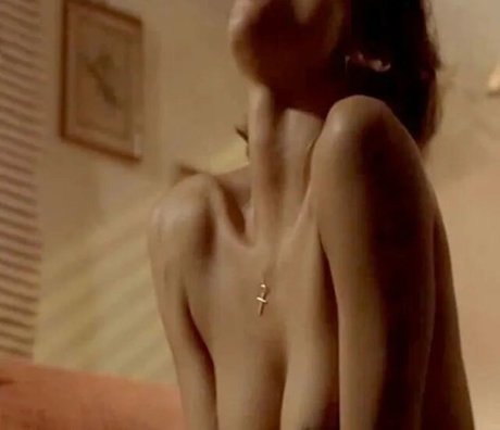 Halle Berry star pornographic img