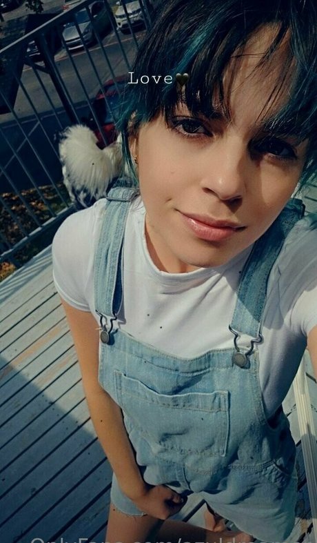 non nude onlyfans art naked gallery