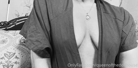 muscular women onlyfans sexy naked pictures