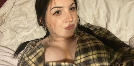 moaningbrat star hd images