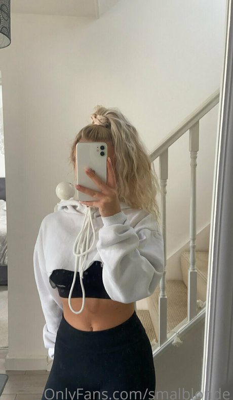 smalblonde sex pornstar pic