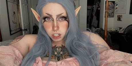 Slyvampyre xxx star image