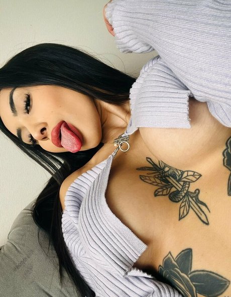 auraamaateell star beautiful photo