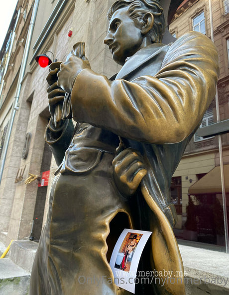 nylonmerbaby pretty pornstar img