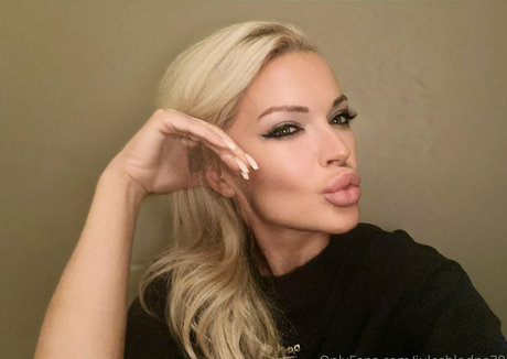 Julesblodna39 model beautiful galleries