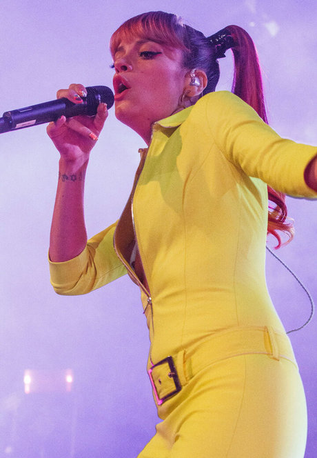 Lily Allen pornstar hot image