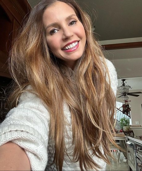 Charisma Carpenter porn star pictures