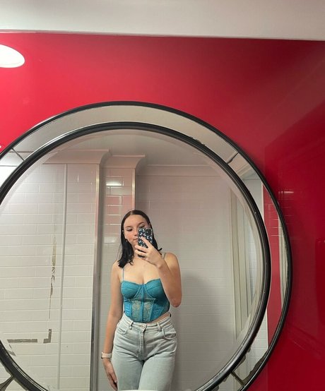 hayleypeckover high quality model photos