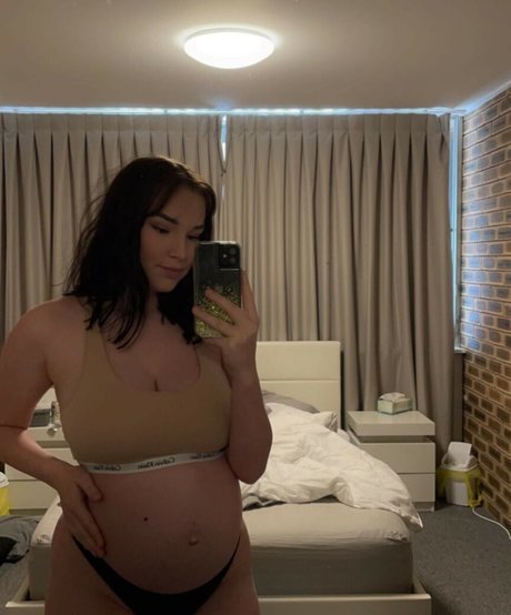 hayleypeckover star top photos