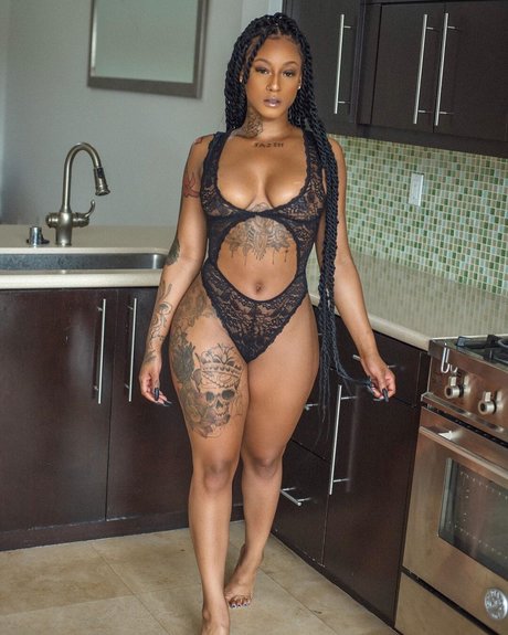 big ass ebony milf onlyfans adult photo