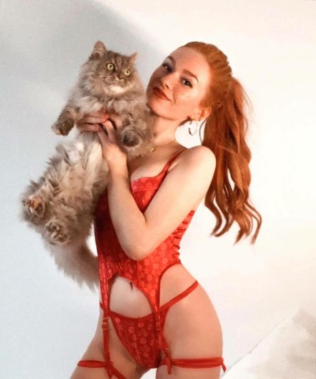 Larissa Opitz pornstar beautiful pictures