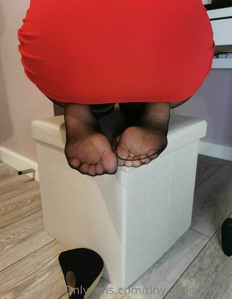 tiny nylon feet star adult archive