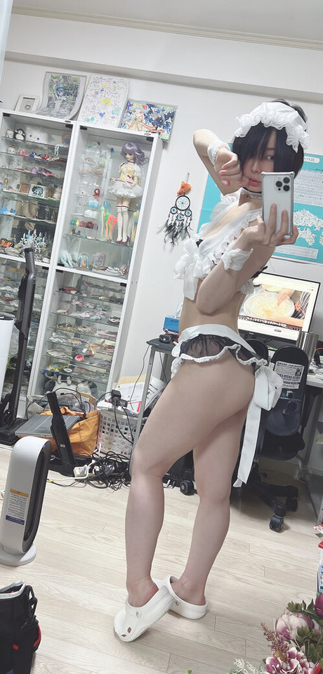 Iiniku Ushijima nude actress picture