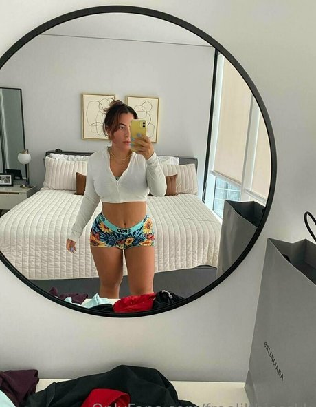 freelilthiccckk actress picture