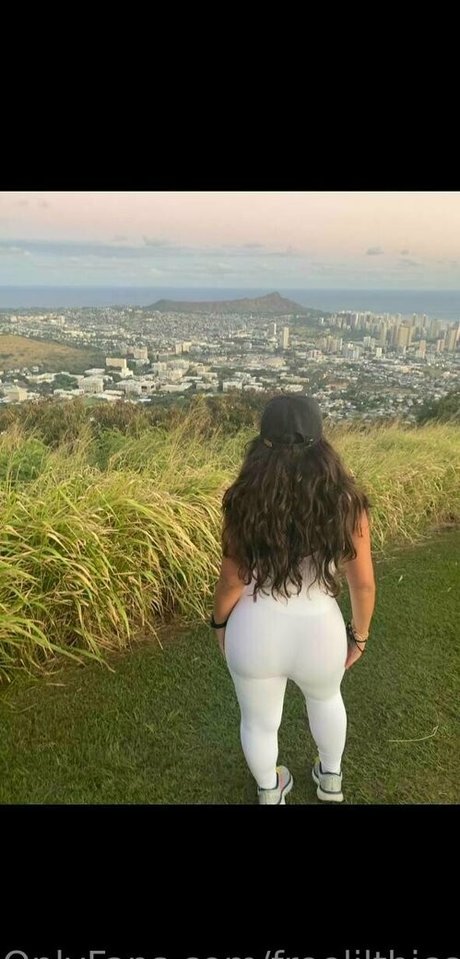 freelilthiccckk pornstar sexy image