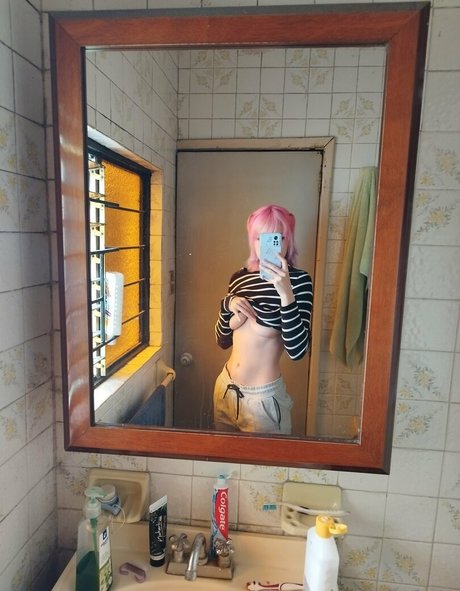 kialevi pornstar sexy picture