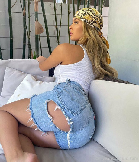 mikahl actress photos