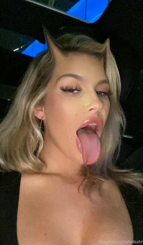 mikahl star free images