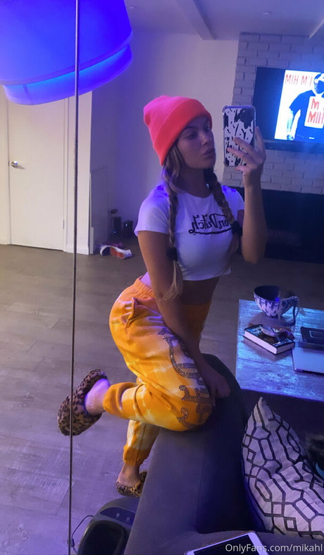 mikahl porn model pics