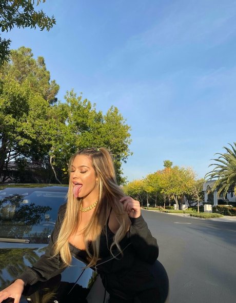 mikahl star beautiful image