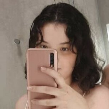 BellaPlays beautiful pornstar images