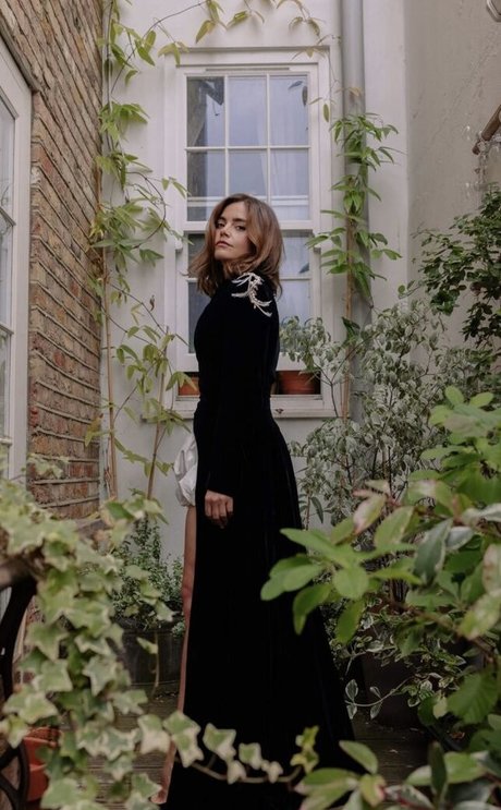 Jenna Louise Coleman model naked pics