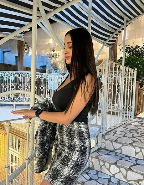 teen shower onlyfans free porn image