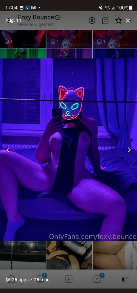 FoxyBounce nude model archive